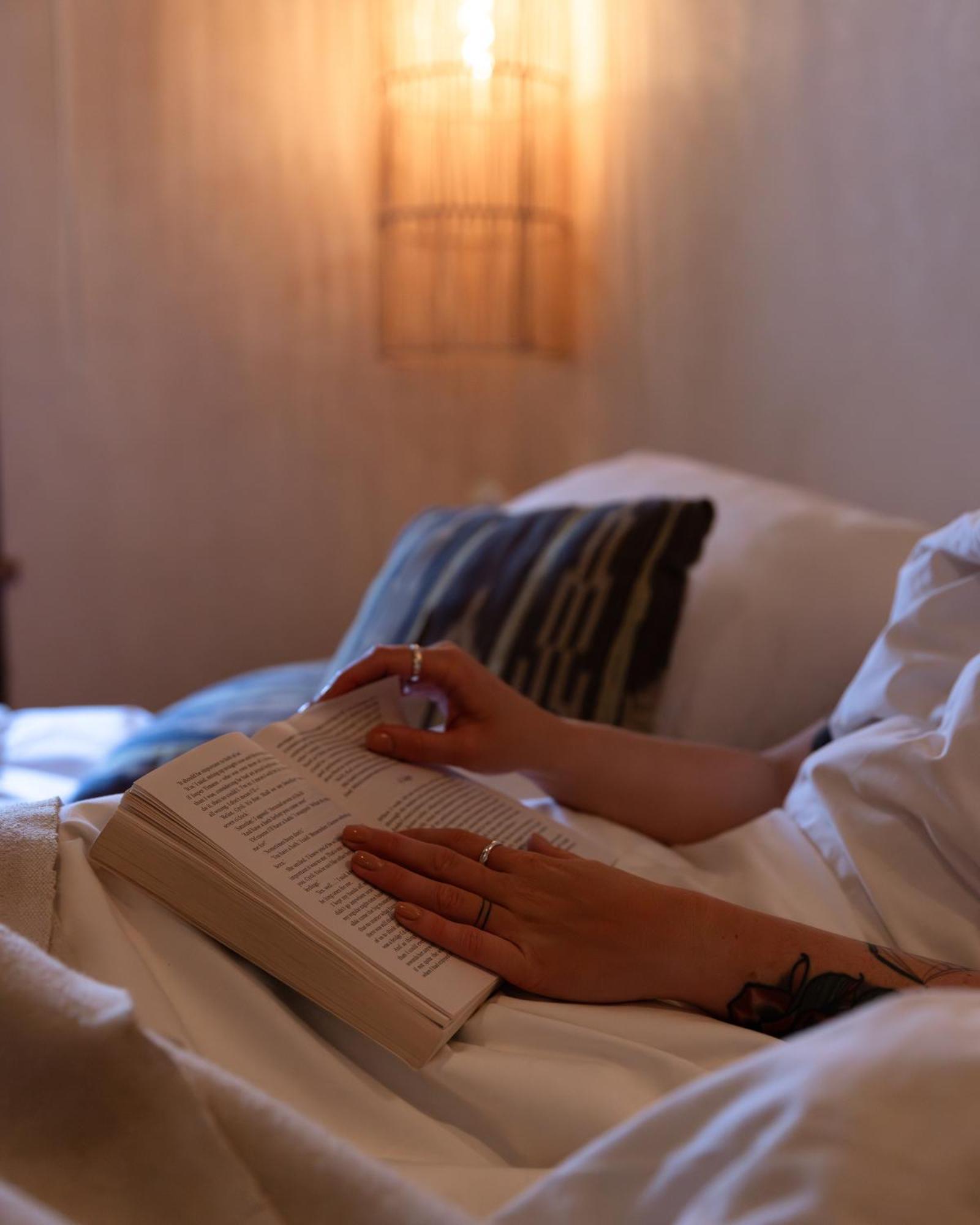 Mama Lova Hotel, Riad, Restaurant & Spa 에사우이라 외부 사진